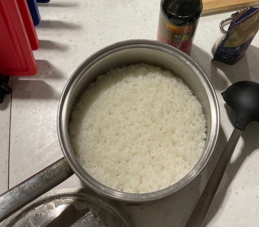 煮锅蒸米饭
